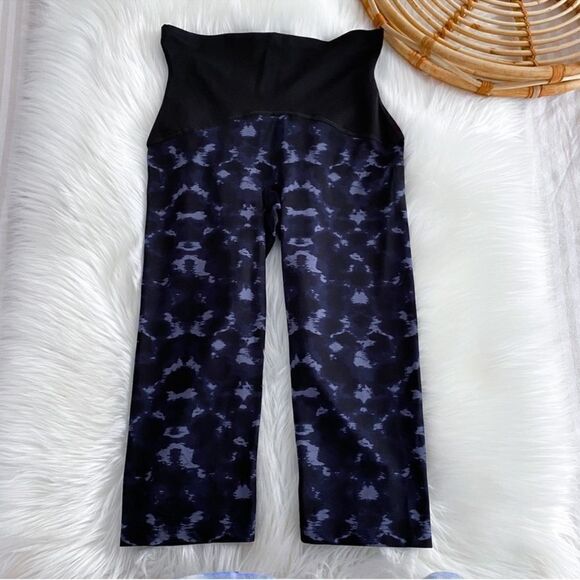 Spanx The Active Compression Knee Pant Blue Camo Midnight Sky Crop Leggings L - Picture 4 of 6